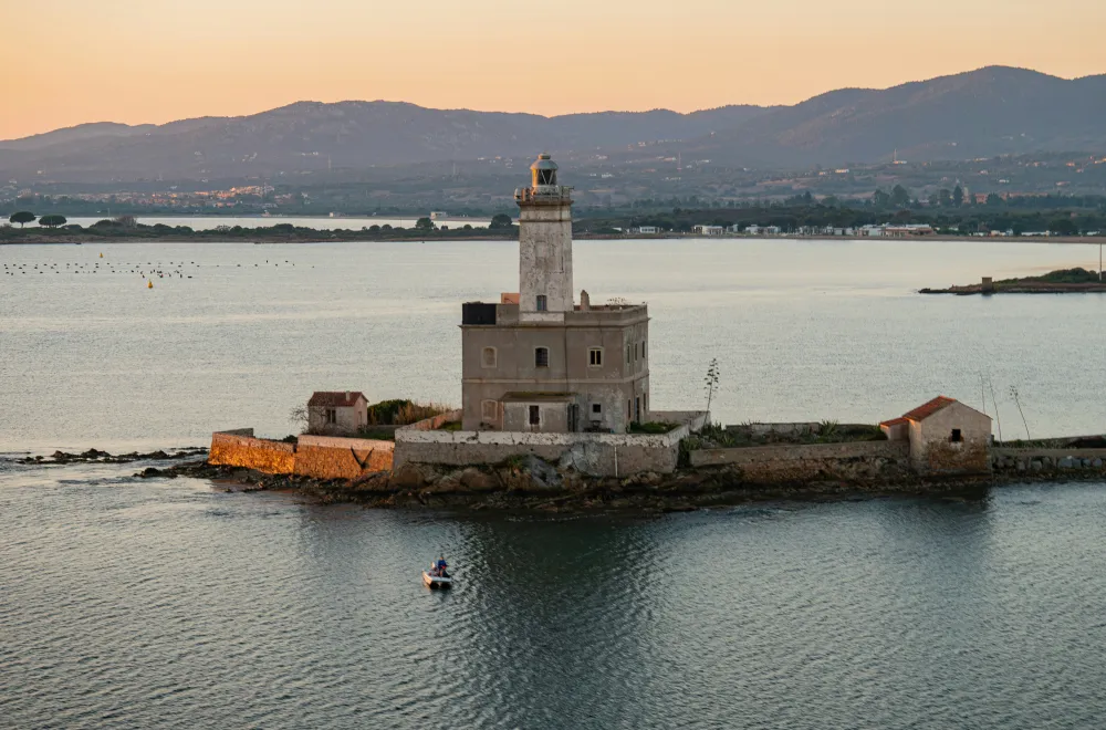 Volo in Ritardo a Olbia? Conosci i Tuoi Diritti e Richiedi Risarcimento!