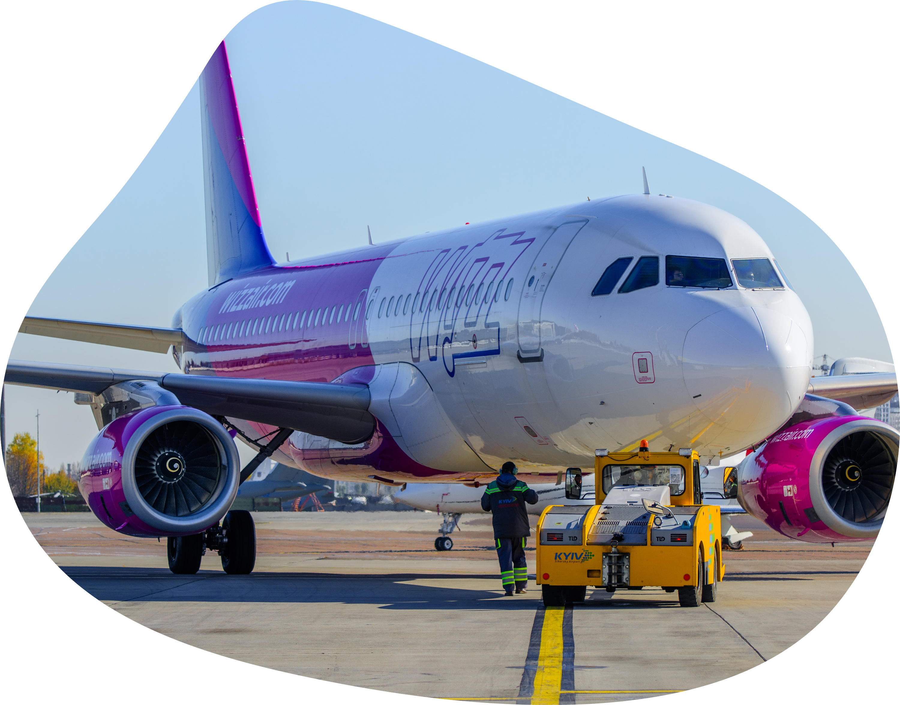 Wizz Air         -    - 24 